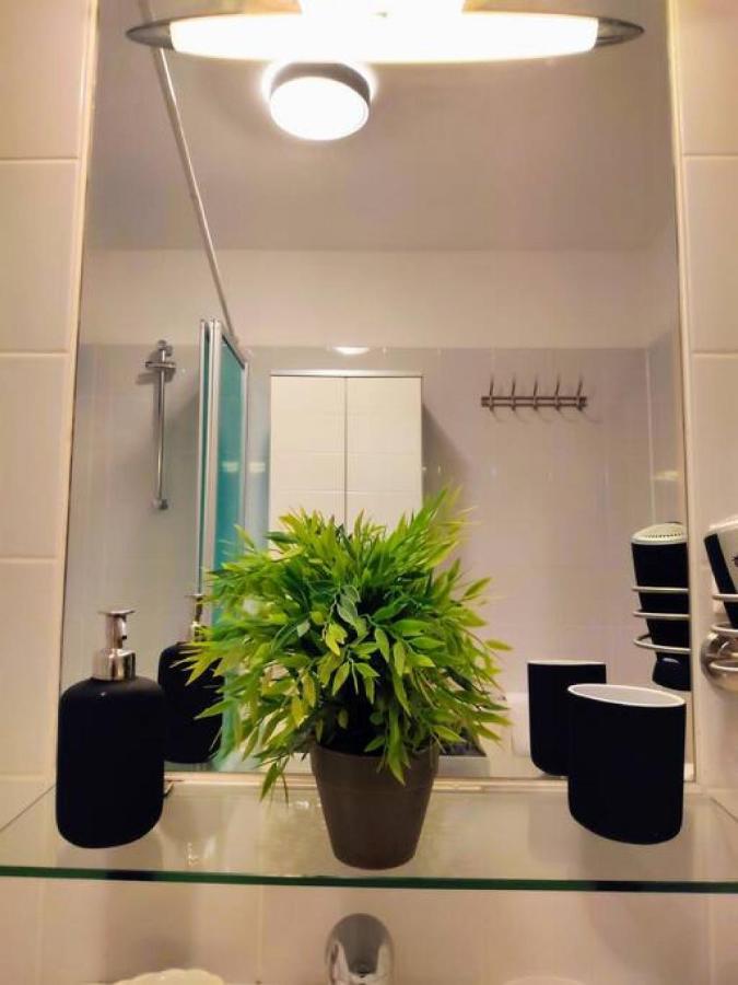 Nd Exquisites Wundervolles Ruhiges Terrassenapartment Mit Garage Wien Exterior foto