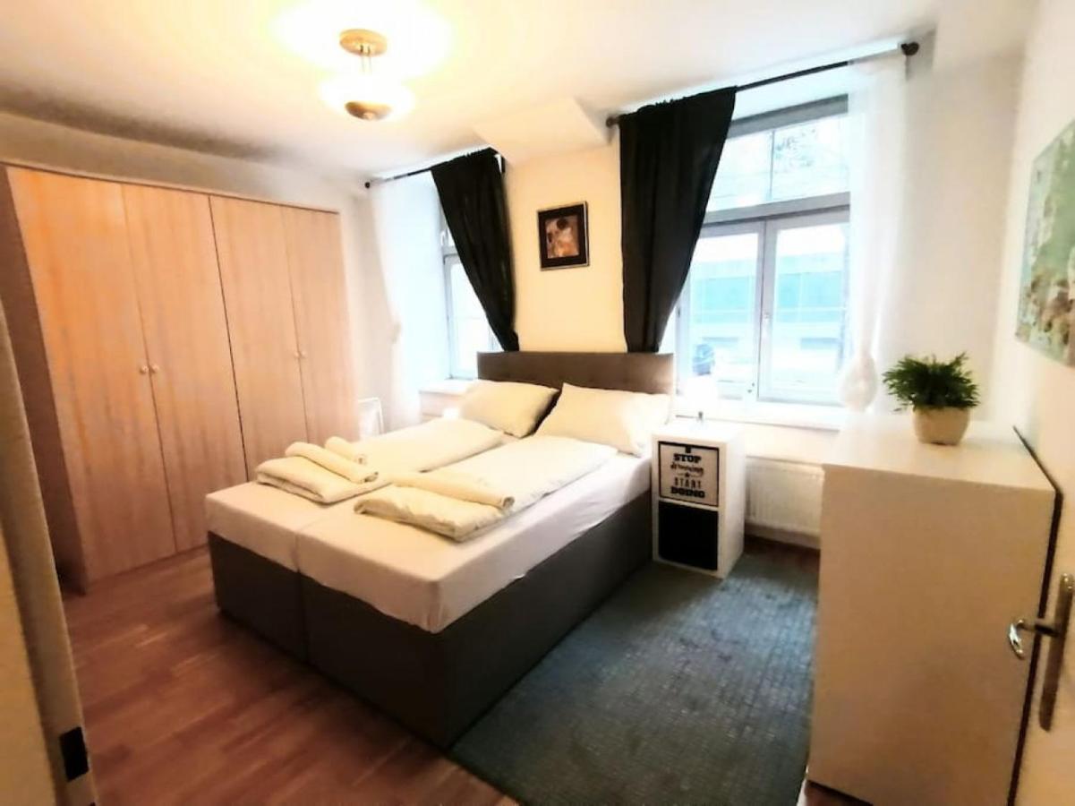 Nd Exquisites Wundervolles Ruhiges Terrassenapartment Mit Garage Wien Exterior foto