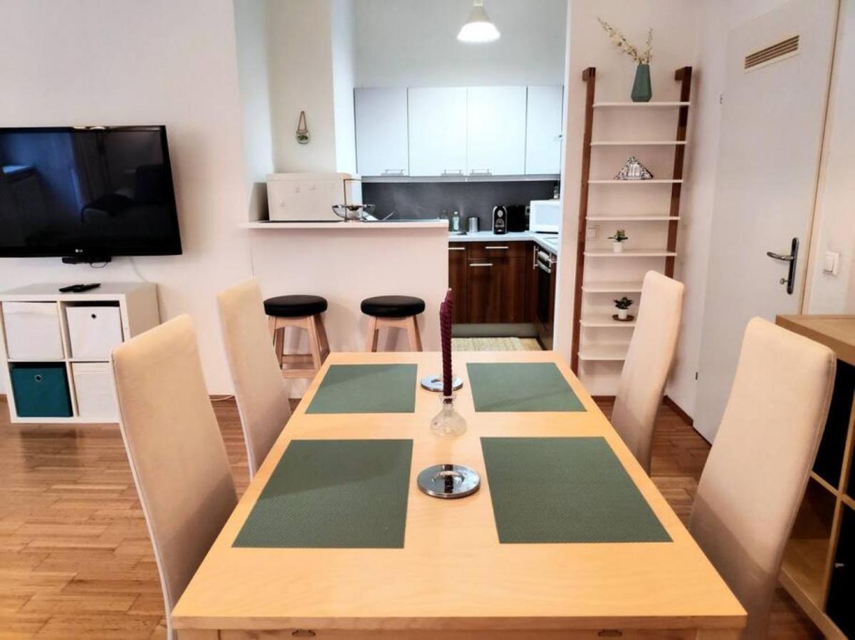 Nd Exquisites Wundervolles Ruhiges Terrassenapartment Mit Garage Wien Exterior foto